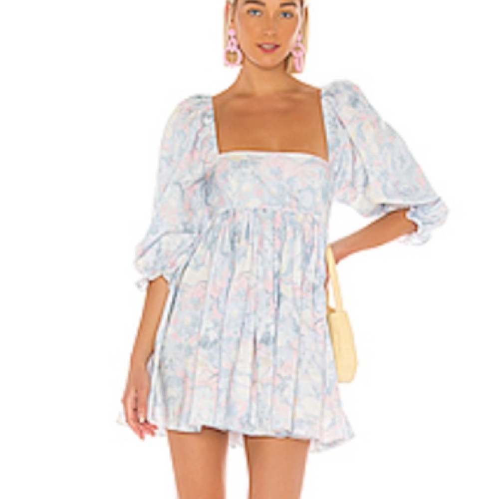 Selkie puff dress size small